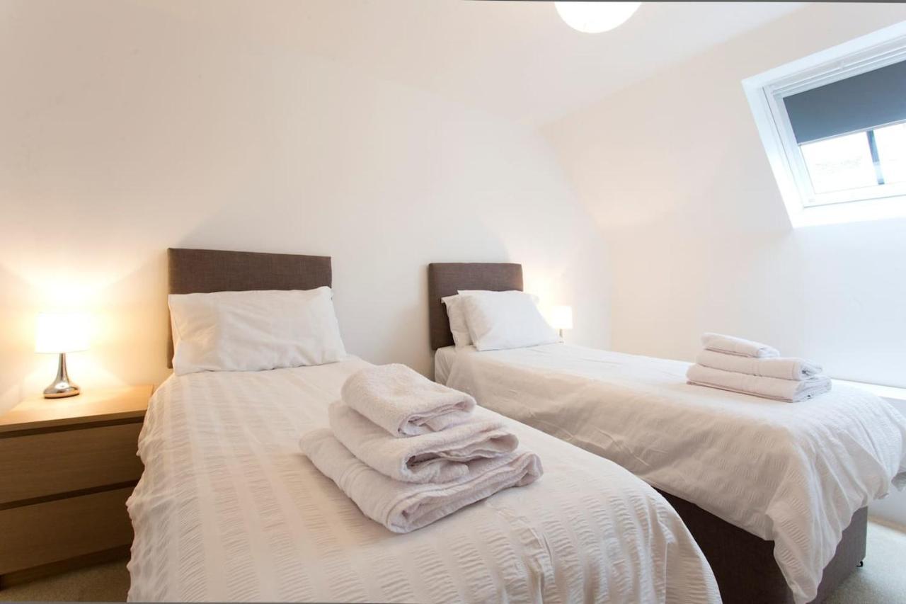 Remarkable 2-Bed Apartment In Culross Экстерьер фото