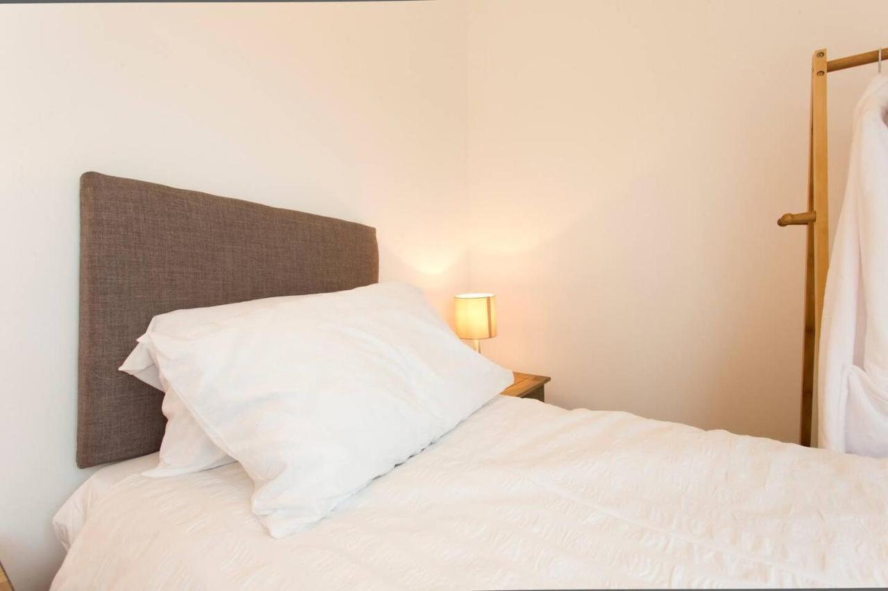 Remarkable 2-Bed Apartment In Culross Экстерьер фото