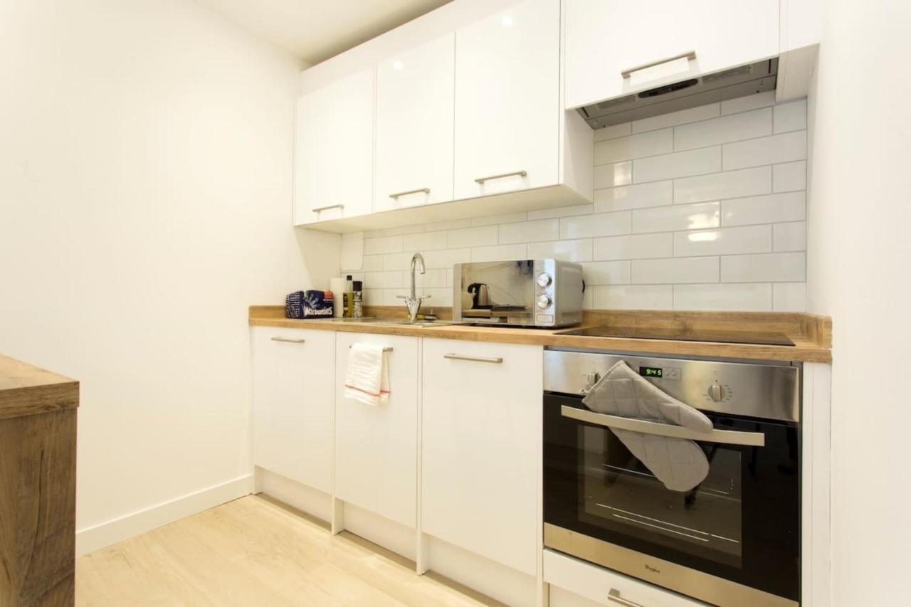 Remarkable 2-Bed Apartment In Culross Экстерьер фото